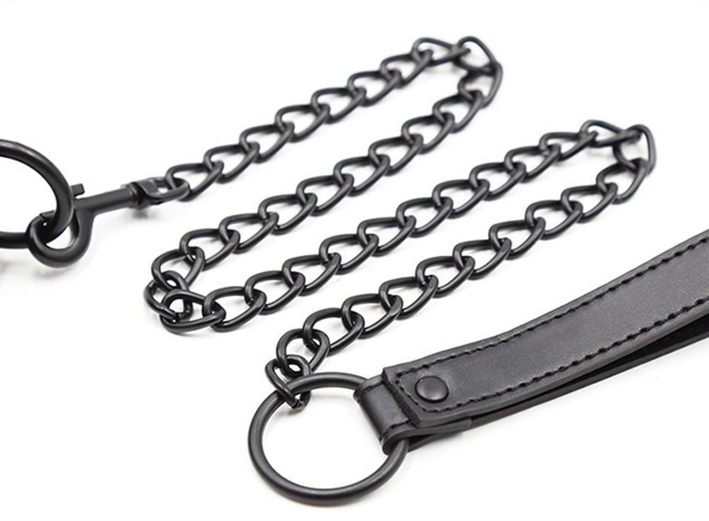 Ошейник «Black leather Bondage Collar»