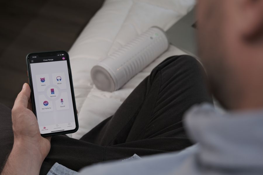 Мастурбатор нереалистичный LOVENSE MAX 2, белый