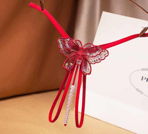 Трусы женские с бусами "Бабочка" с пайетками красные